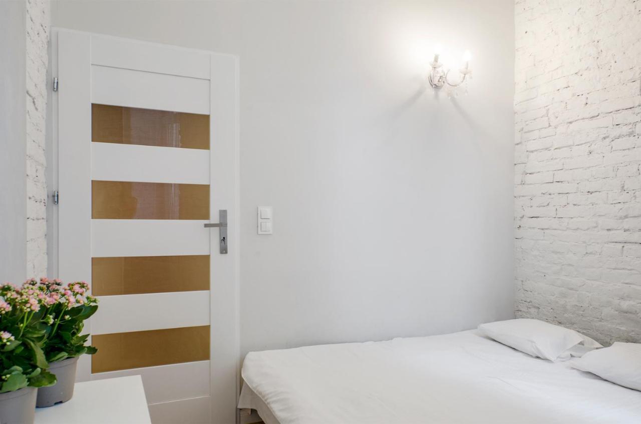 Standard Apartment On 6 Sierpnia Lodz  Ngoại thất bức ảnh